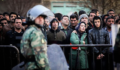 Public hanging in Iran