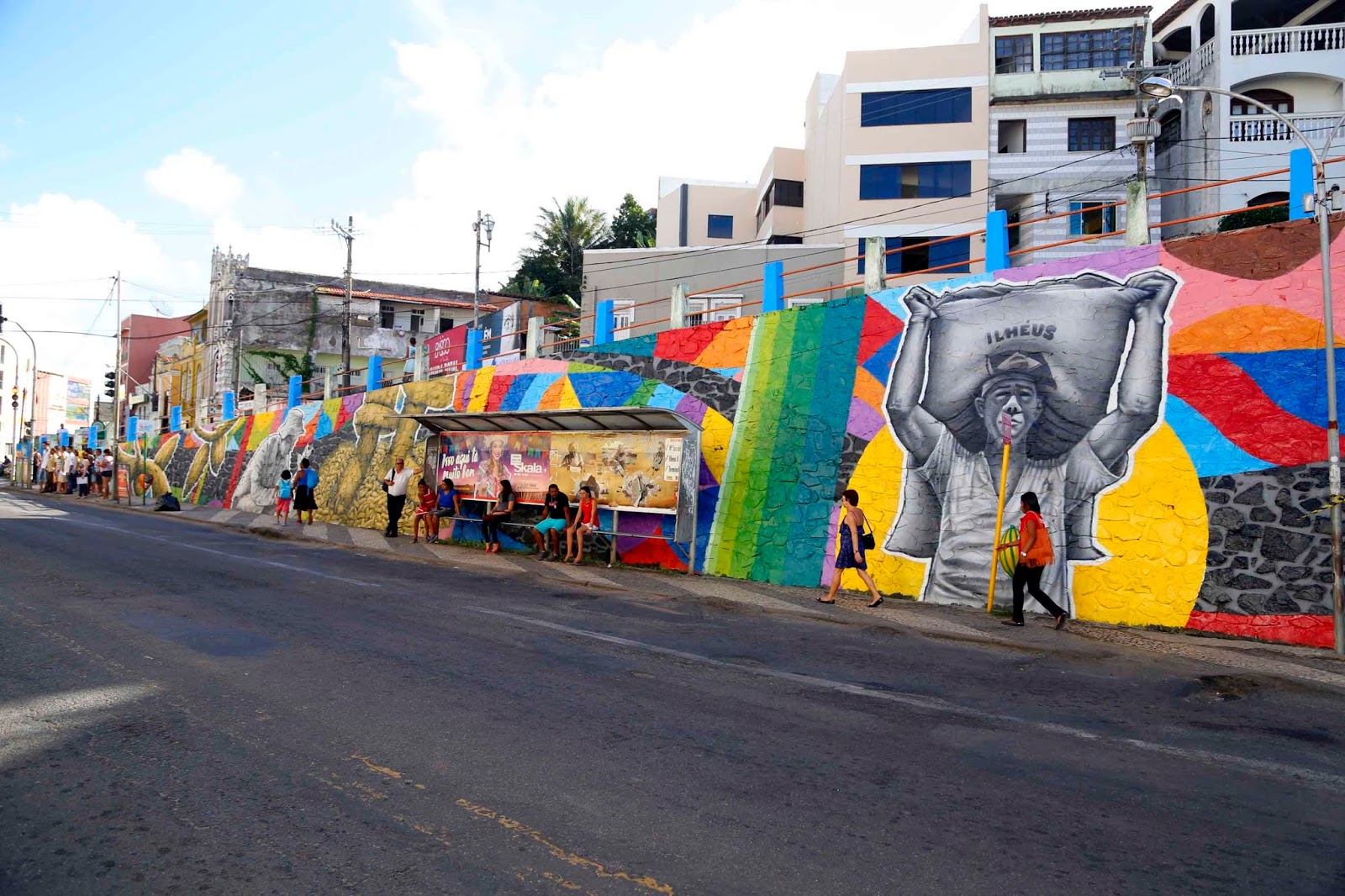 blog do jonildo glória Por meio de um grande mural, artista conta um pouco da história de Ilhéus blog do jonildo glória Por meio de um grande mural, artista conta um pouco da história de Ilhéus