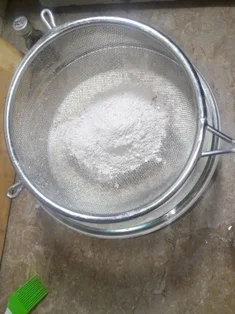 sift-the-dry-ingredients
