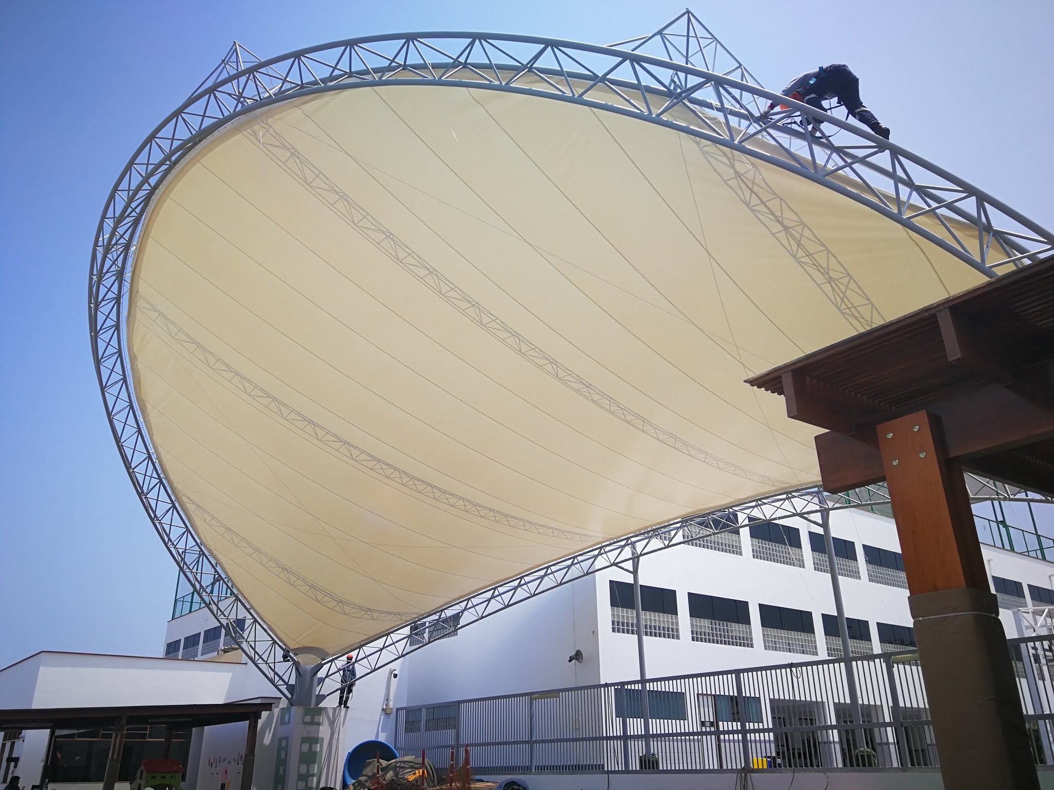Cobertura Tensionada IE NUESTRA SEÑORA DEL CONSUELO - CoberTens