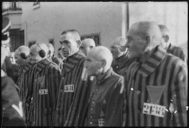 Prisoners at Sachsenhausen, 19 December 1938