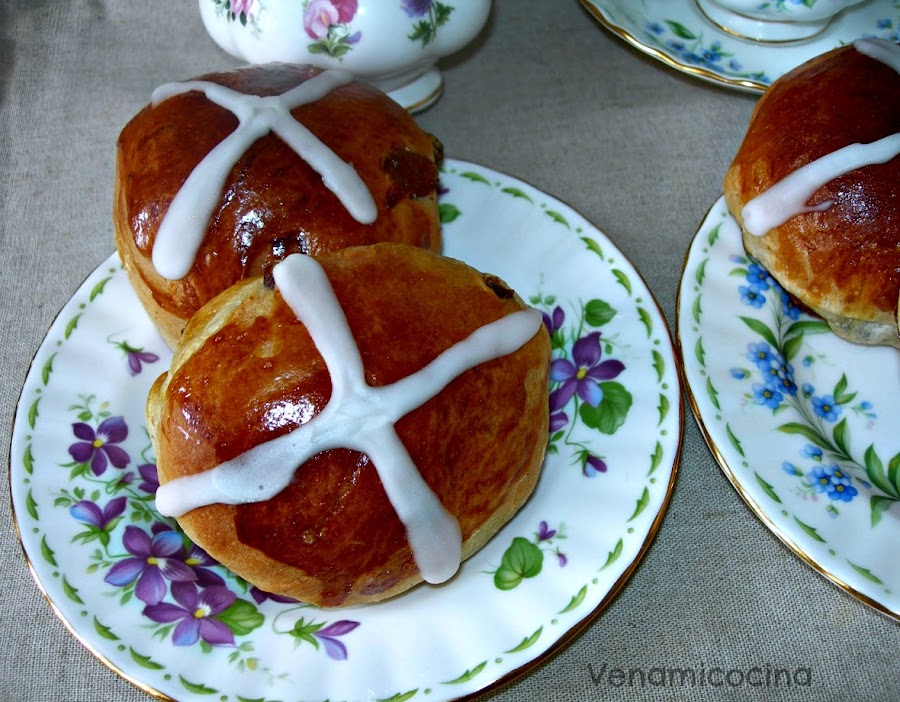 Hot Cross Buns