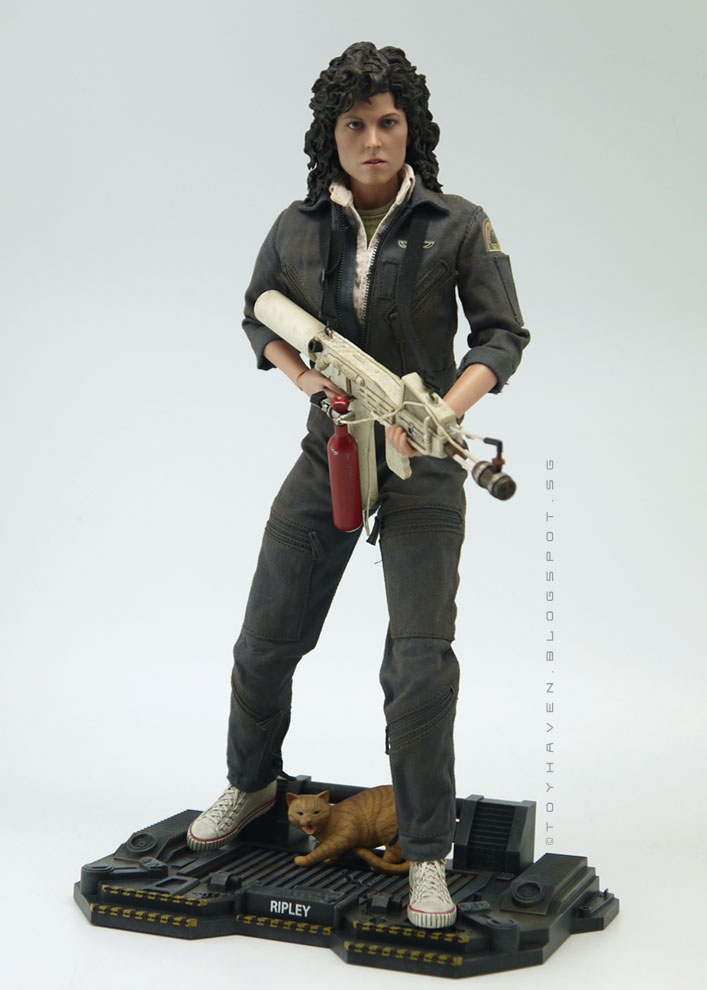 Hot Toys Alien Ellen Ripley Green Top T Shirt 1//6 MMS366 Military Army