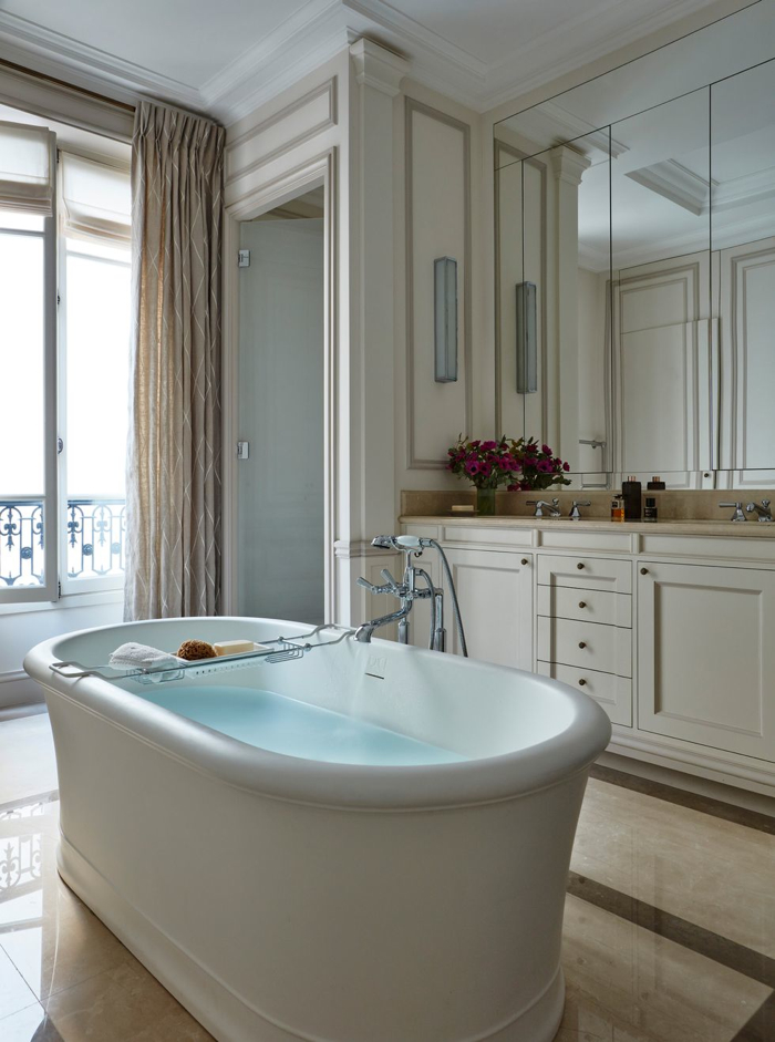 This Paris Apartment Will Make You Swoon- design addict mom #bathroom