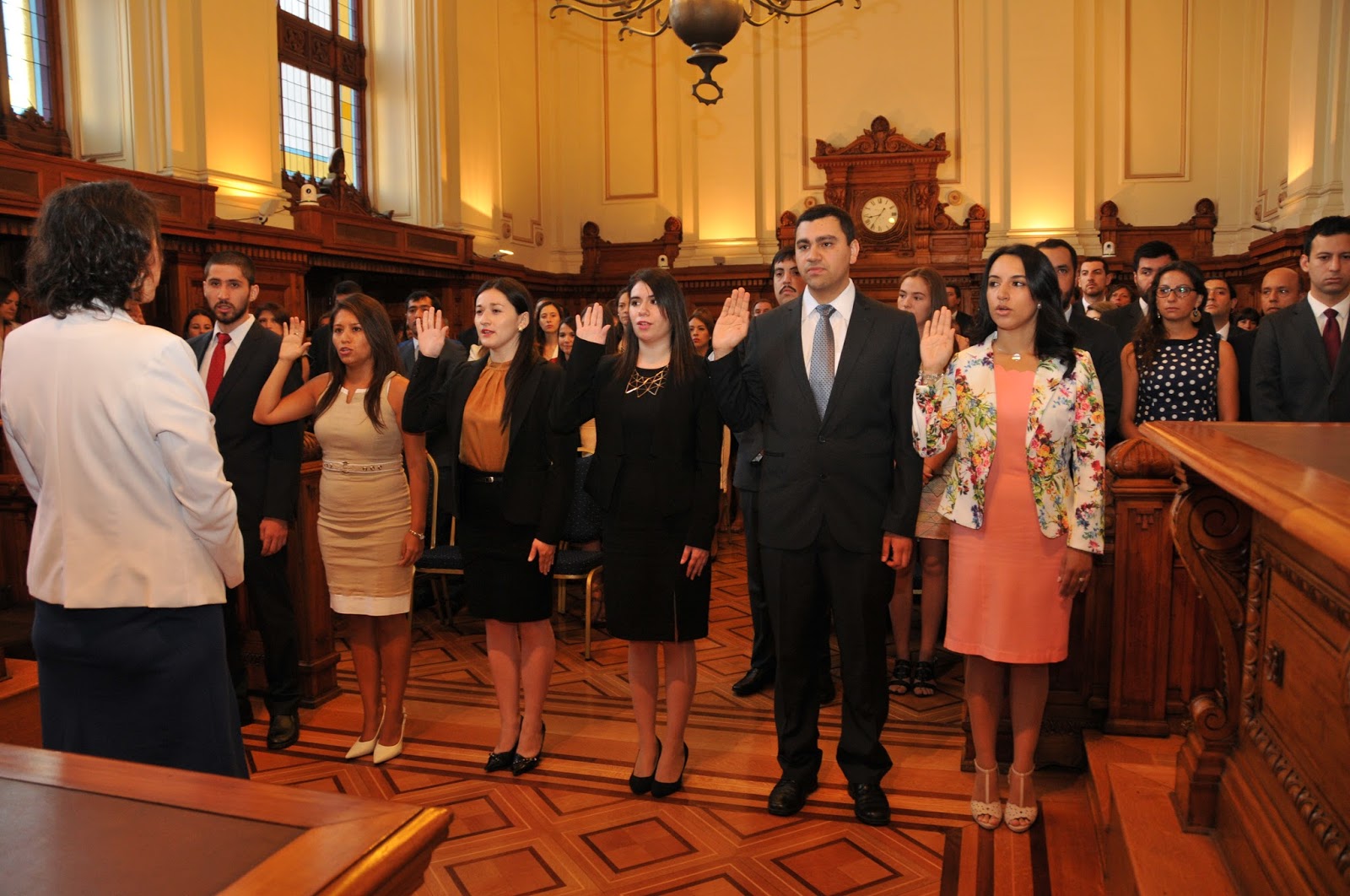 11 de febrero de 2016 JURAMENTO DE NUEVAS Y NUEVOS ABOGADOS 11 de febrero de 2016 JURAMENTO DE NUEVAS Y NUEVOS ABOGADOS