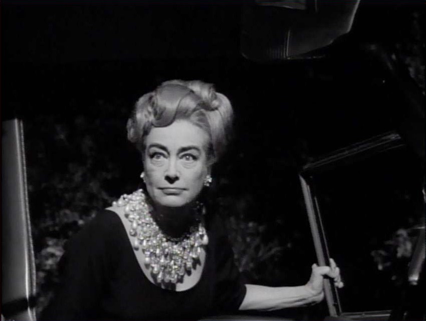 Joan-Crawford-I-Saw-What-You-Did-1965%2B%25284%2529.JPG