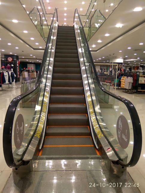 Daftar Harga lift rumah tinggal apartemen dan escalator: Escalator FUJITA