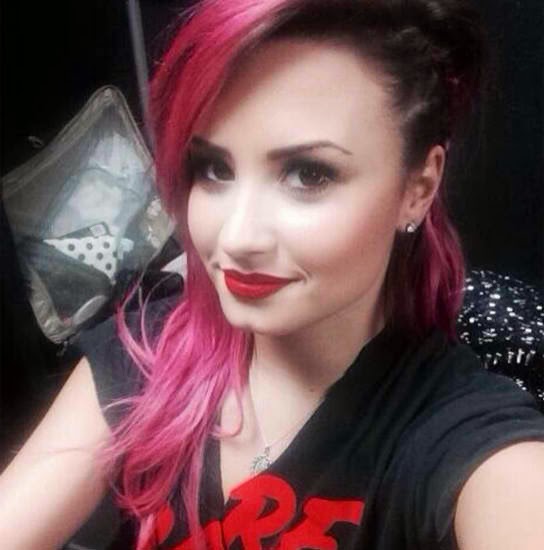 demi lovato partially shaved head