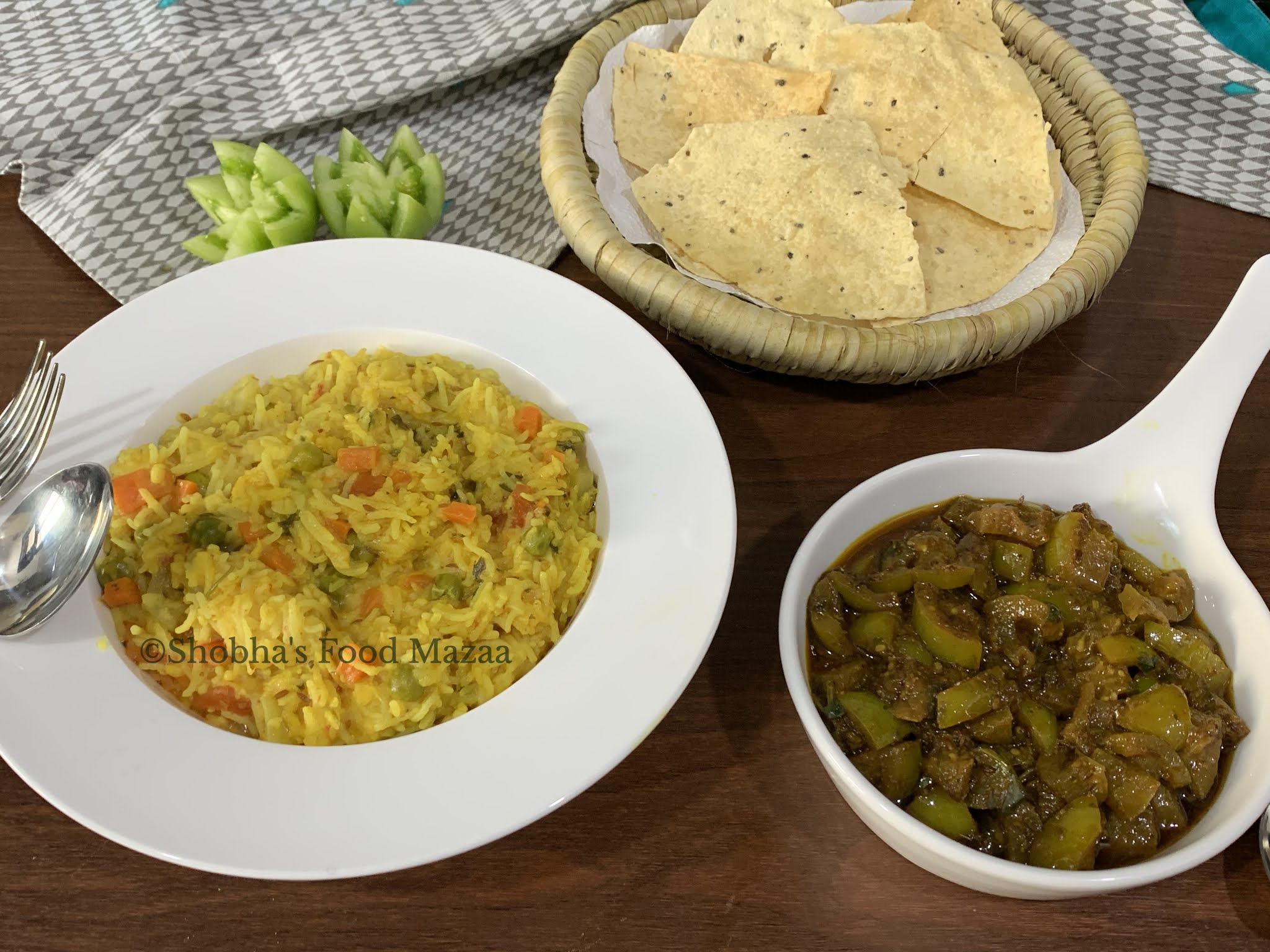 Shobha's Food Mazaa GREEN TOMATO CURRY / RAW TOMATO CURRY / NO ONION