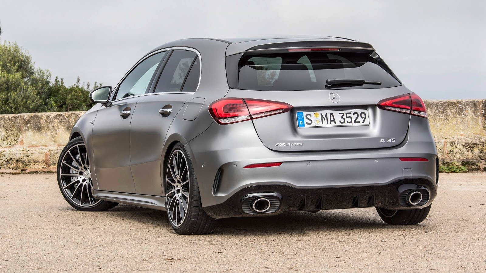 Lanzamiento MercedesAMG A 35 4MATIC Autoblog Uruguay