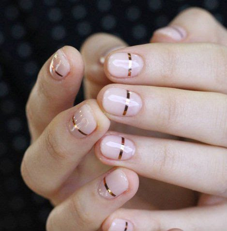 Style Inspiration | The Edit: Our Favourite Minimalist Manicures