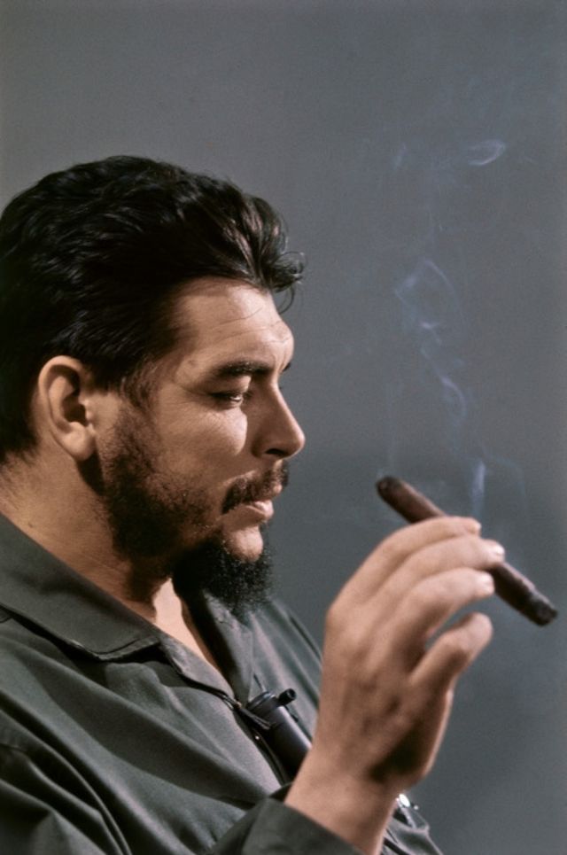 Che Guevara: A Life Told in Historical Photos from Youth to Final Years - 31