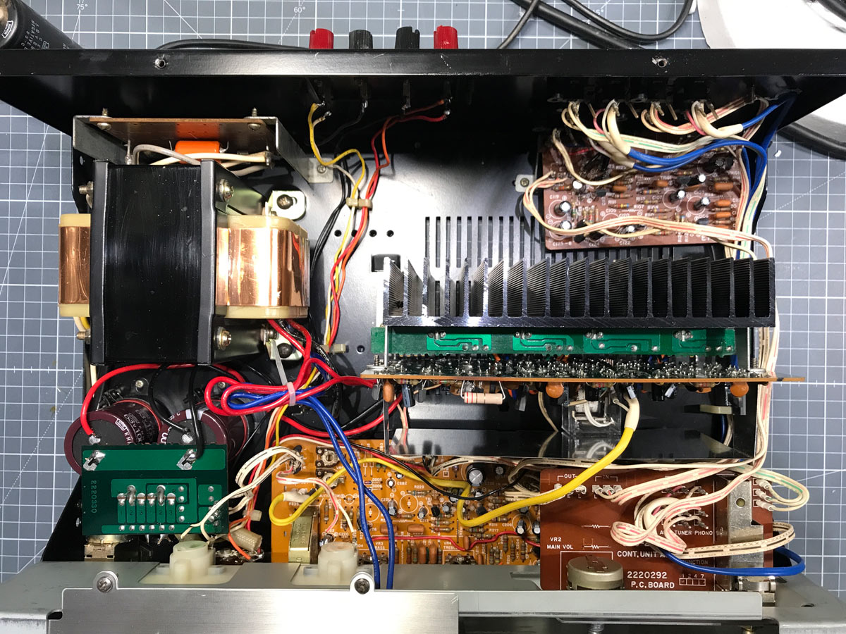 electrautopsy Denon SA3900 (3/3)