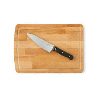 Vegetable knife and chopping board