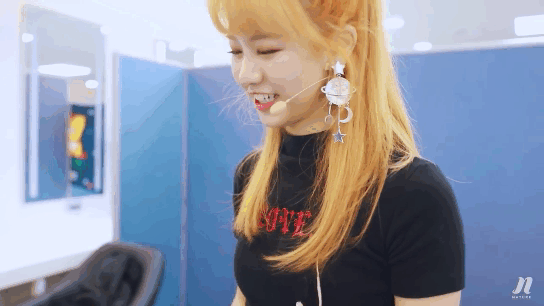 걸그룹 네이처 귀여움을 담당하는 멤버.gif | 인스티즈