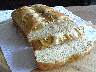 TREAT & TRICK: BANANA BREAD, EGGLESS