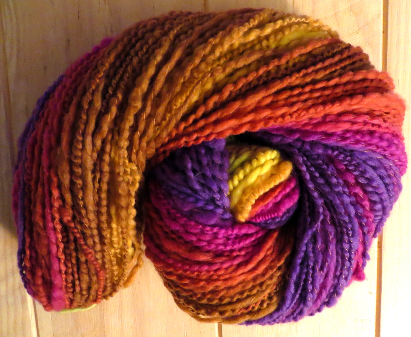 Dunkelgrün Wool&Fibers Artsy spiral yarn