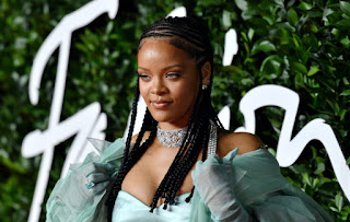 Rihanna Becomes World’s Richest Female Musician With A Fortune Worth £468m