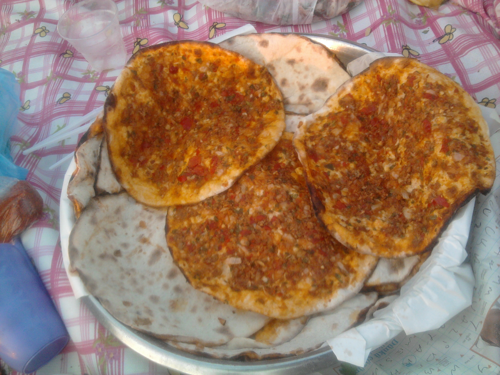 Lahmacun Yöresel Yemek Tarifleri, Ev Yemek Tarifleri