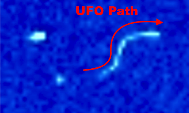 UFO News ~ Driver pulls to the roadside to film a HUGE object soaring over the Ocean! plus MORE Sun%252C%2BUFO%252C%2BUFOs%252C%2Bsighting%252C%2Bsightings%252C%2BSOHO%252C%2Bangle%252C%2Bturn%252C%2Bproof%252C%2Bevidence1