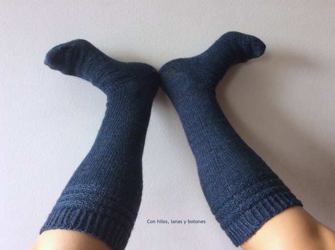Con hilos, lanas y botones: Moffitt Socks (patrón de Soraya García, @soriknits)