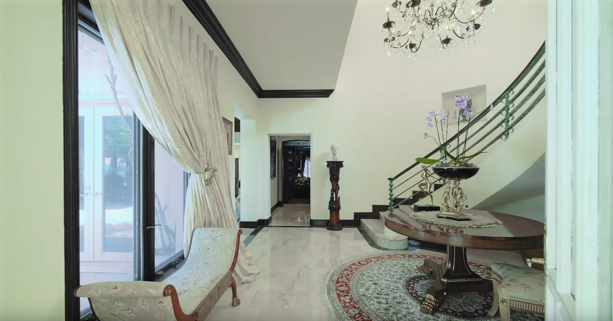 Tour 577 Ocean Blvd, Golden Beach, FL vs. 34 Mansion Interior Design Photos