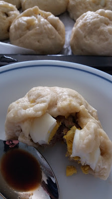 Bánh bao - Brioche à la vapeur farcie au porc et champignons ; Bánh bao - Brioche à la vapeur farcie au porc et champignons