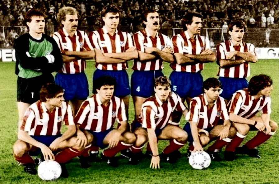 EQUIPOS DE FÚTBOL ATLÉTICO DE MADRID contra Real Madrid 07/11/1987