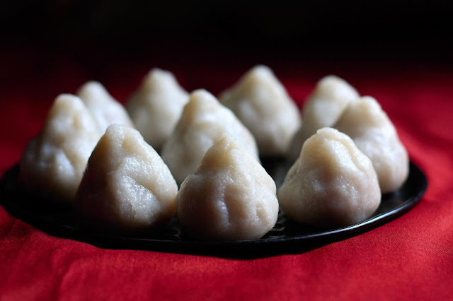 Nimmy's Kitchen: Modak | Mothagam | Modakam