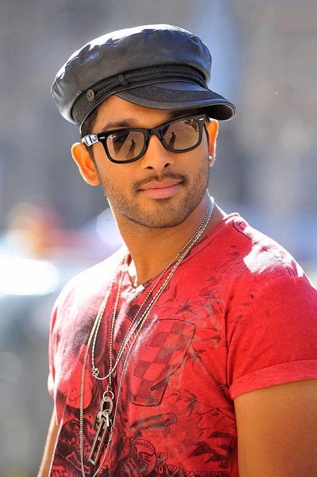 Allu Arjun Rockstar Look On Iddarammayiltho Latest Stills Allu Arjun Rockstar Look On Iddarammayiltho Latest Stills