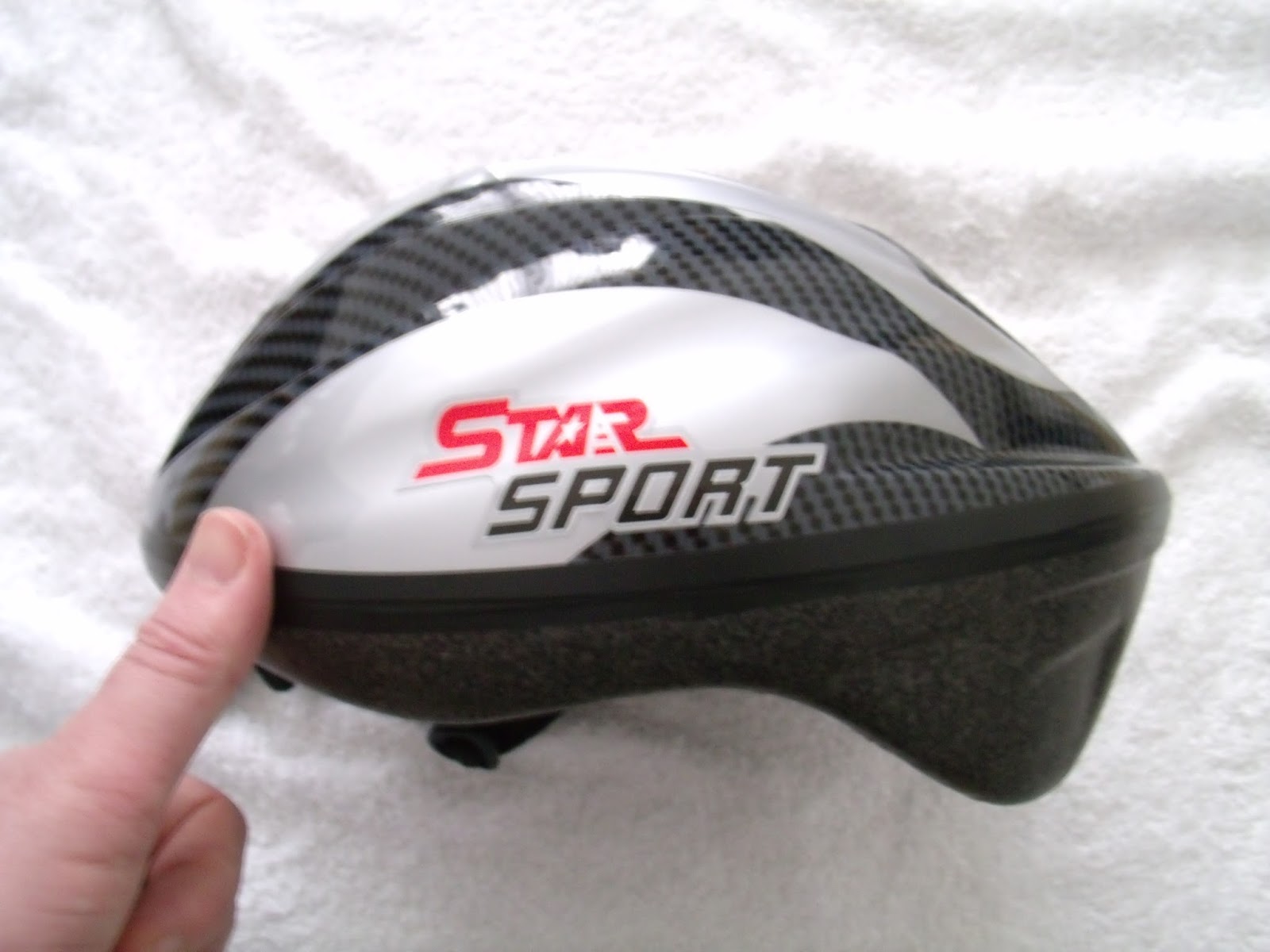 Britwise Review Star Sport Cycle helmet £3.99 in Home Bargains