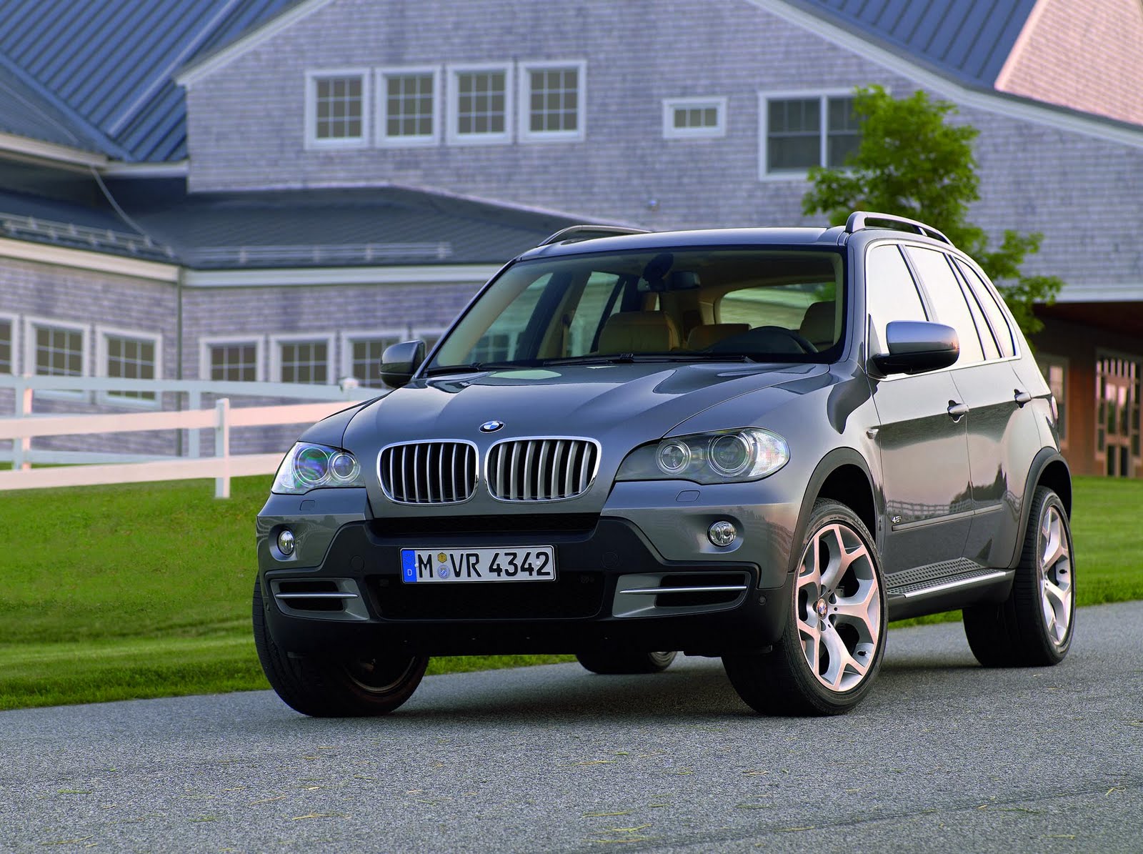 Widescreen bmw wallpaper #3