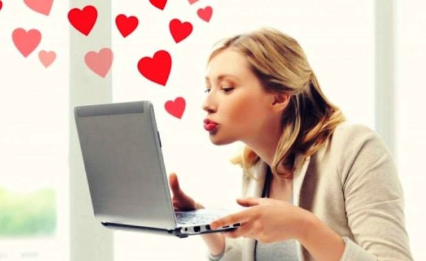Τα πιο δημοφιλή sites γνωριμιών που οι Έλληνες αναζητούν την αγάπη! 