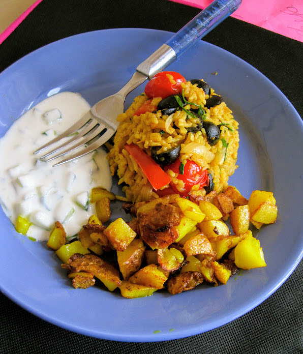 Olive Rice With Cherry Tomatoes Few Minute Wonders