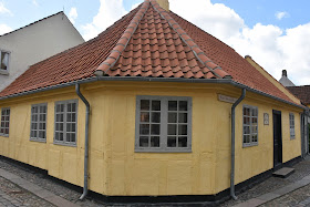 Театр и сказка в жизни андерсена рассказ для 5 класса по литературе %25D0%259C%25D1%2583%25D0%25B7%25D0%25B5%25D0%25B9 %25D0%2590%25D0%25BD%25D0%25B4%25D0%25B5%25D1%2580%25D1%2581%25D0%25B5%25D0%25BD%25D0%25B0 %25D0%25B2 %25D0%259E%25D0%25B4%25D0%25B5%25D0%25BD%25D1%2581%25D0%25B5