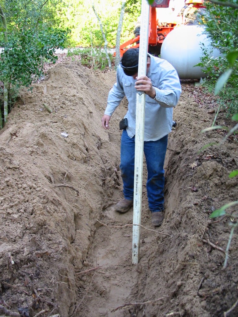 Turtle Ranch Tales: SEPTIC SYSTEM install