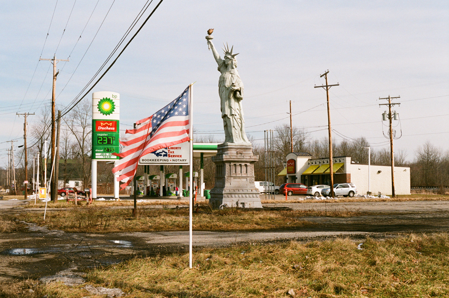 [35mm Ohio] The Heart of it All and the Center of the World LaptrinhX