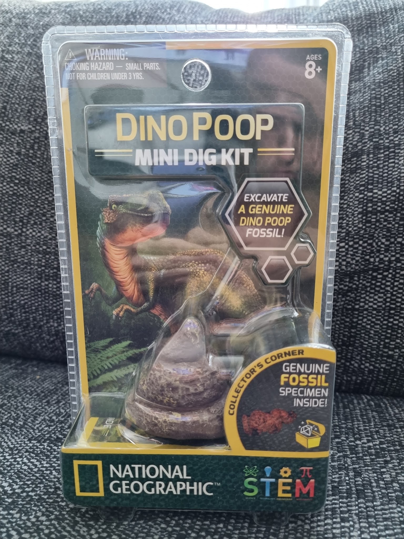 The Brick Castle: National Geographic Mini Dig Kits STEM Toy Review Age 8+  (Sent by Bandai)