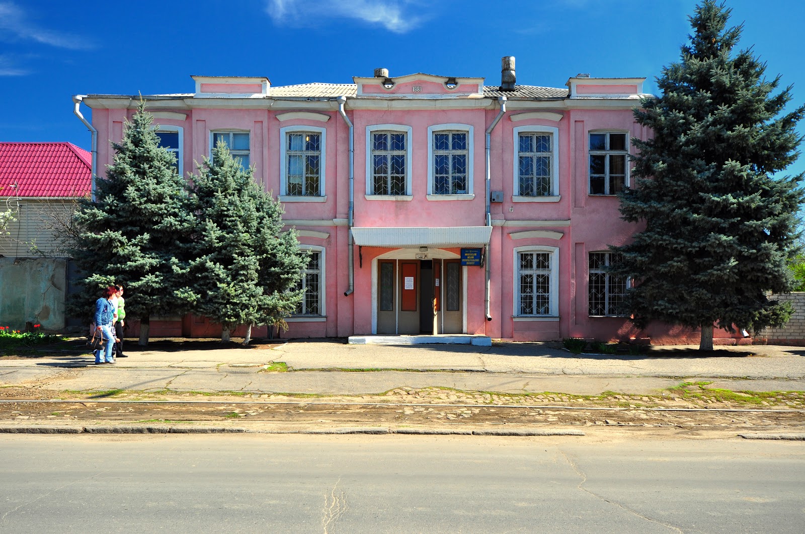 Николаевский городской суд. Николаевский противотуберкулезный диспансер. Городской противотуберкулезный диспансер. Южи институты.