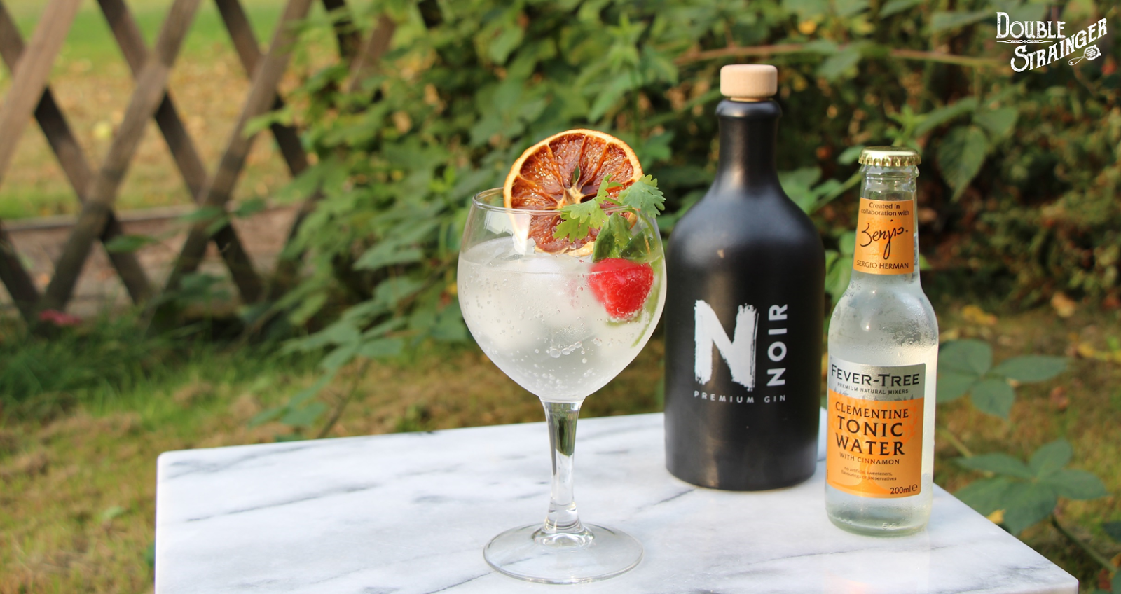 Double Strainger Noir Gin en de Caribbean Cosmo