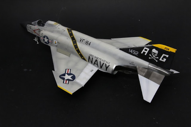 Montage pas à pas du F-4B Phantom II d'eduard au 1/48. F-4B Phantom II,Eduard 1/48, Réalisation de la tuyère.