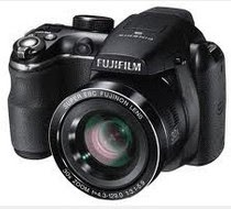 Kamera Fuji S4500