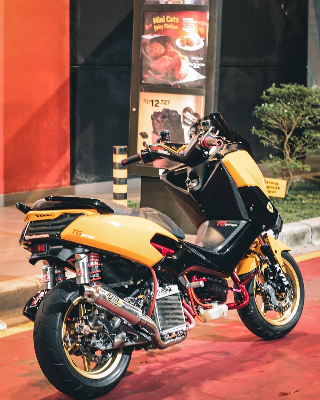 Modifikasi Nmax Warna Kuning Polos, Original, Doff, Metalik, Candy