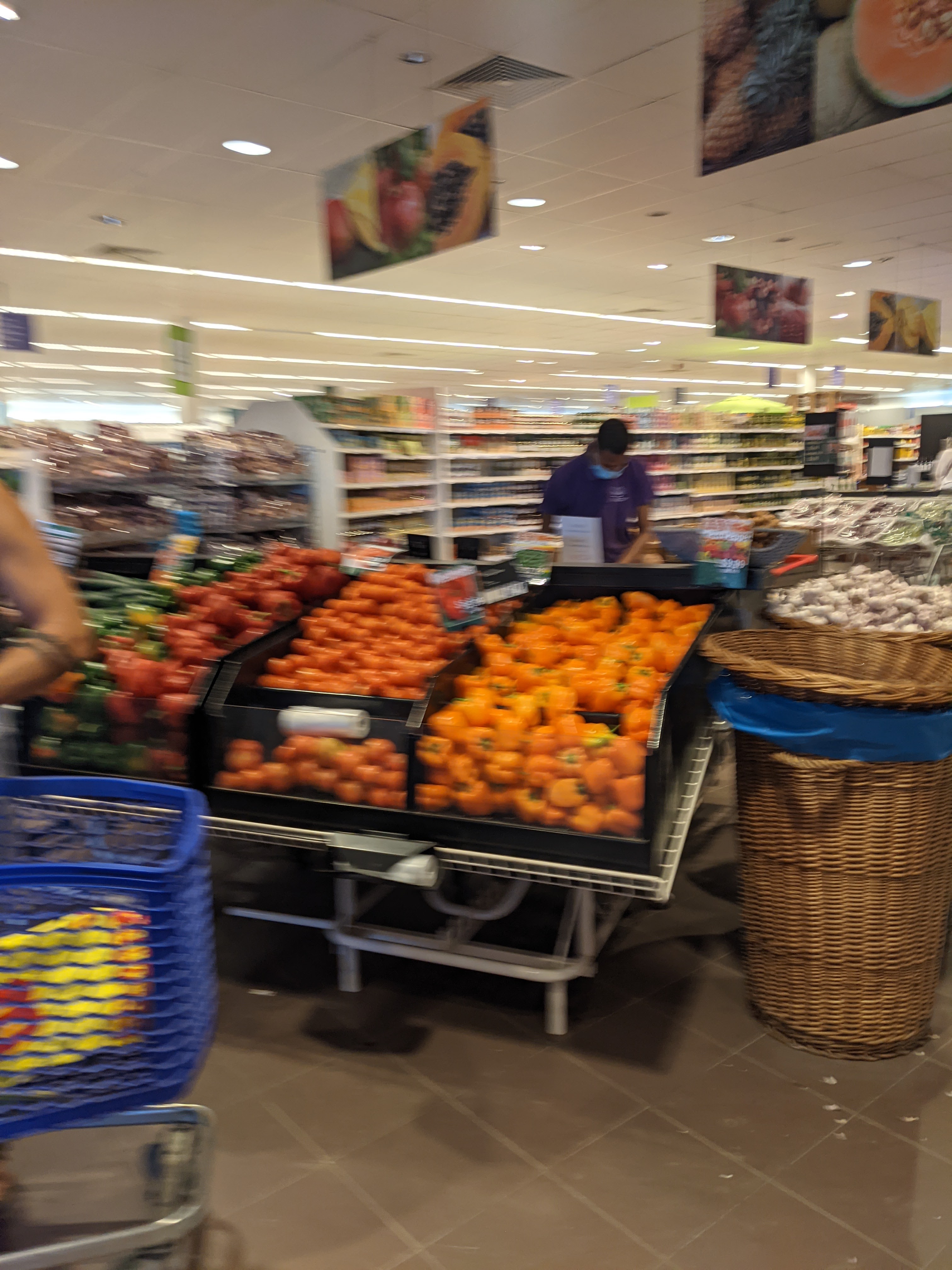 Bonaire Bobs Grocery Store