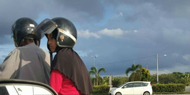 Tunggu Kiriman Dari Anak Selama 2 Hari, yang Terjadi Justru.... Tunggu Kiriman Dari Anak Selama 2 Hari, yang Terjadi Justru....