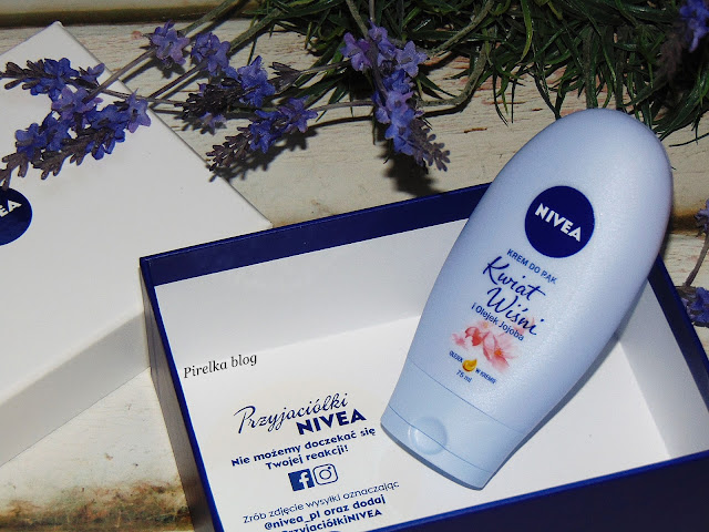 nivea krem do rak kwiat wiśni