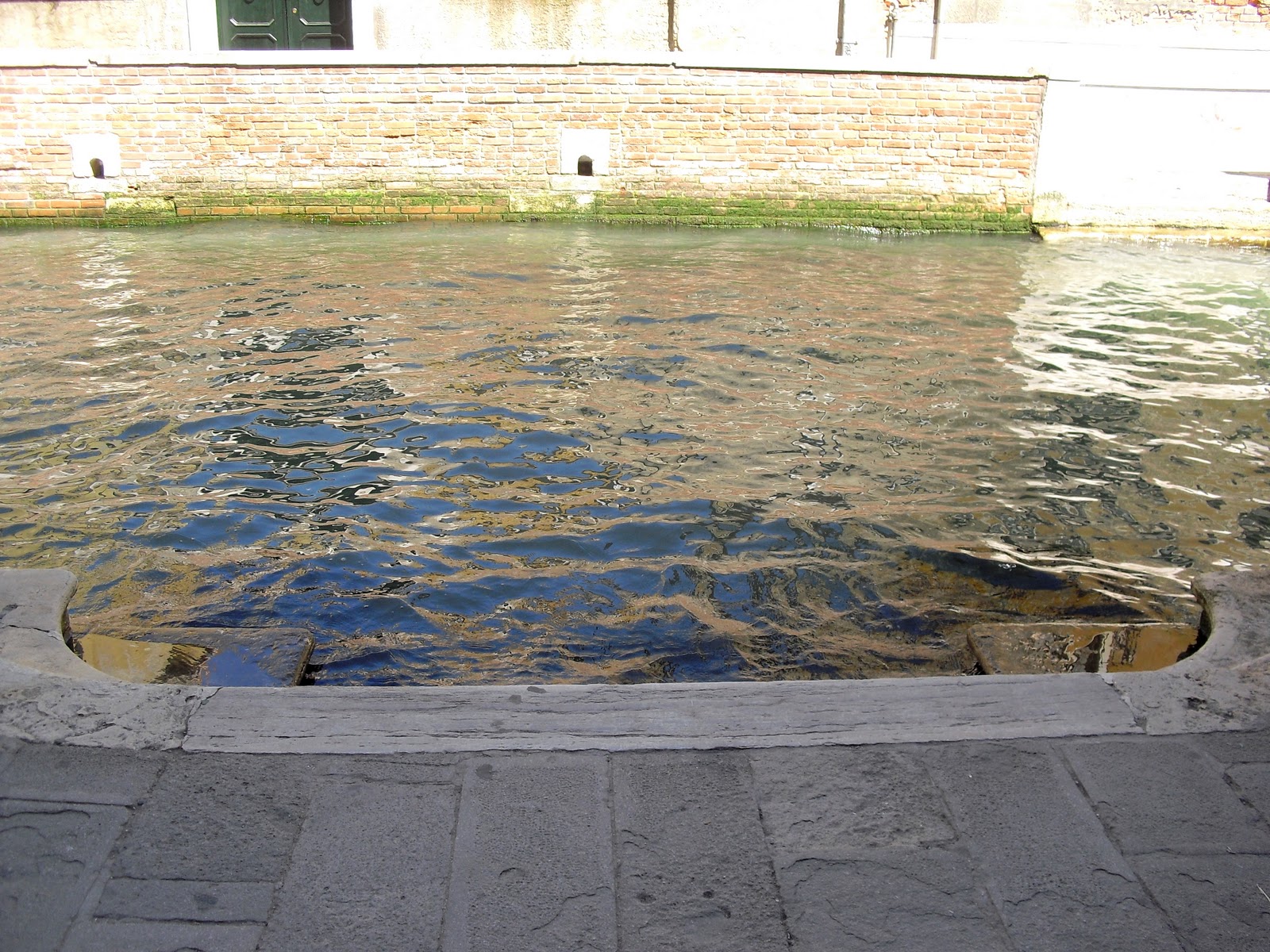 Sognare Di Veder Crollare Un Palazzo