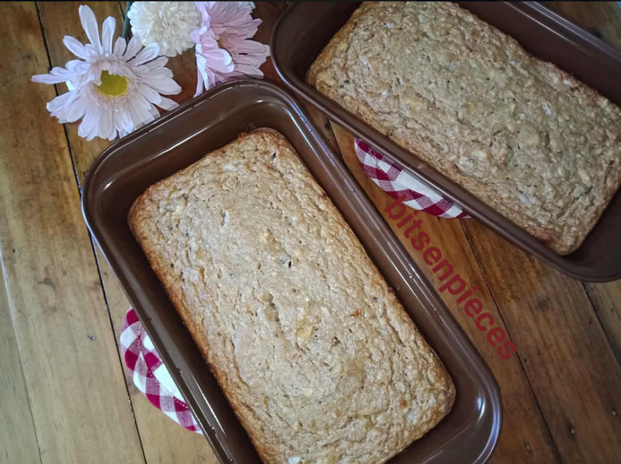 bitsenpieces Quarantine Baking Episode Oatmeal Raisin Banana Bread