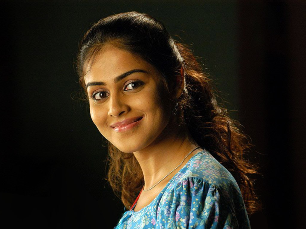 Super About Bollywood Sweet Genelia D Souza Wallpapers