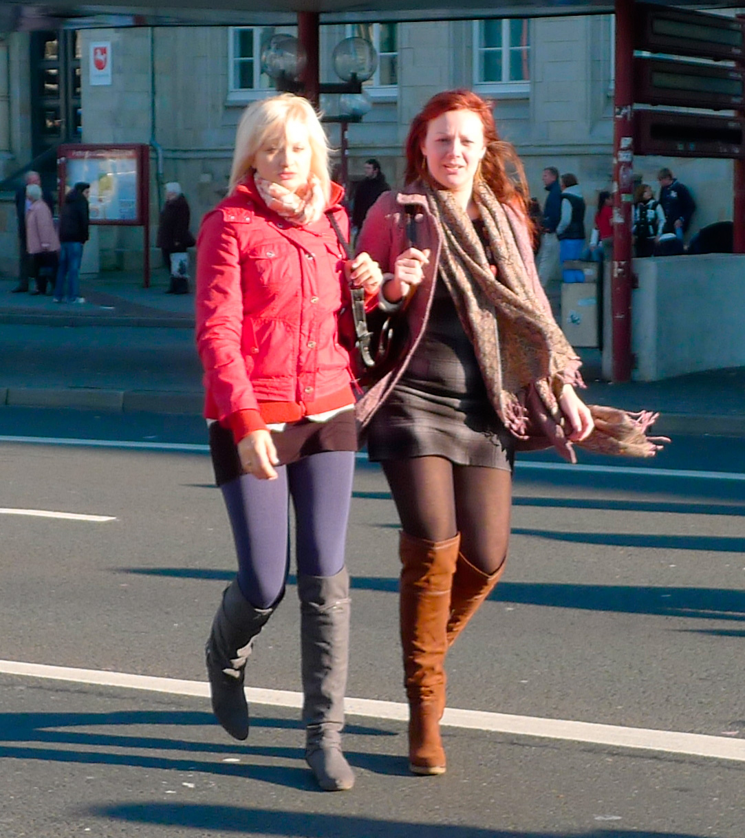 Jeans and Boots Streetshots Girls in Jeans & Boots or Overknees Part